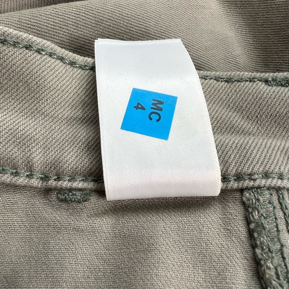 Old Navy Green Sky-High Straight Extra High Rise Size 12 - Picture 9 of 10